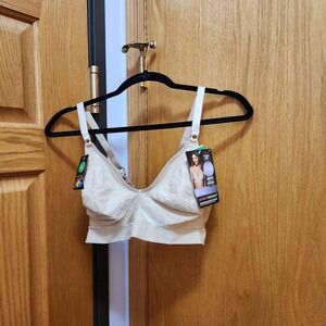 Bali Comfort Revolution Wirefree Bra L Beige Embossed Convertible Straps